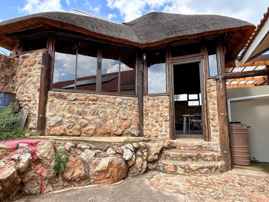 3 Bedroom Property for Sale in Vaaloewer Gauteng