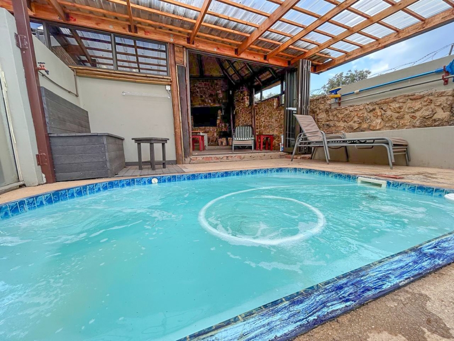 3 Bedroom Property for Sale in Vaaloewer Gauteng