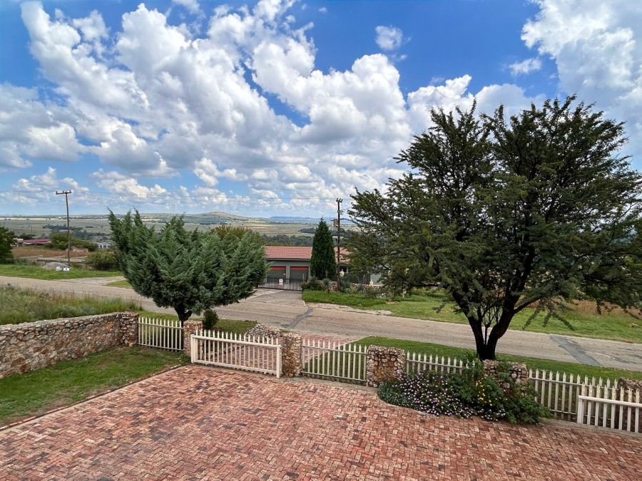 3 Bedroom Property for Sale in Vaaloewer Gauteng