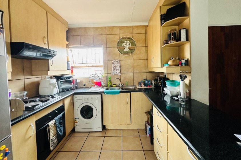 2 Bedroom Property for Sale in Alberton Central Gauteng