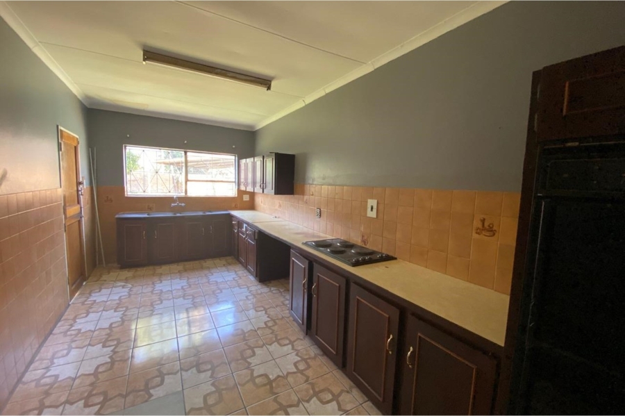 To Let 3 Bedroom Property for Rent in Riamar Park Gauteng