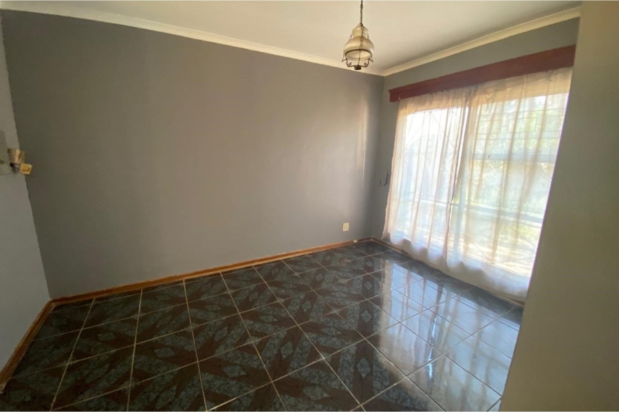 To Let 3 Bedroom Property for Rent in Riamar Park Gauteng