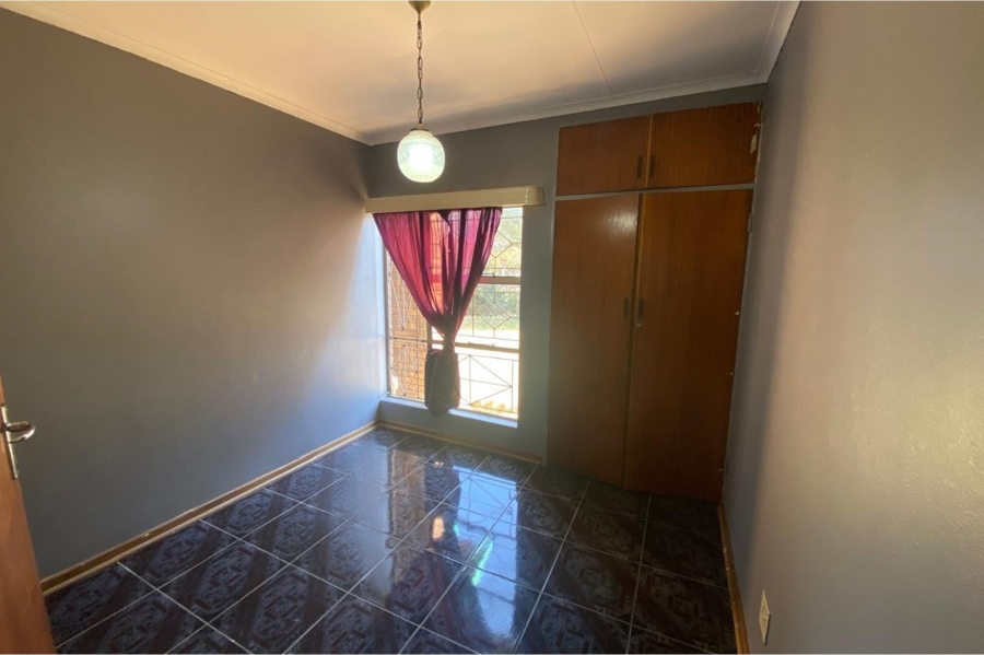 To Let 3 Bedroom Property for Rent in Riamar Park Gauteng