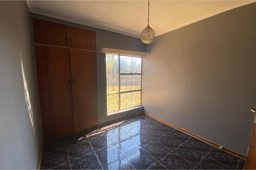 To Let 3 Bedroom Property for Rent in Riamar Park Gauteng