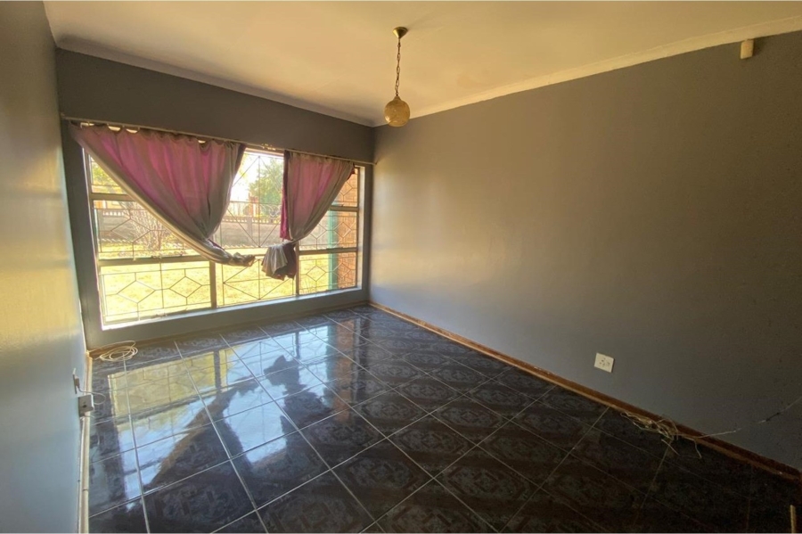 To Let 3 Bedroom Property for Rent in Riamar Park Gauteng