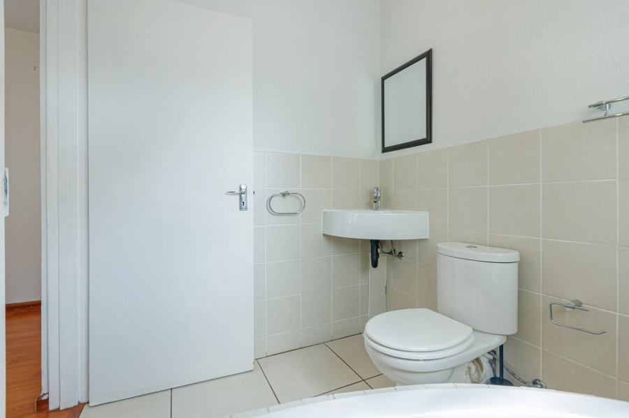 2 Bedroom Property for Sale in Douglasdale Gauteng