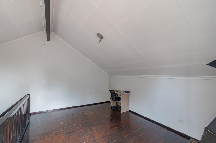 2 Bedroom Property for Sale in Douglasdale Gauteng