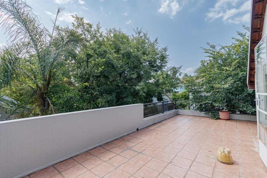 2 Bedroom Property for Sale in Douglasdale Gauteng