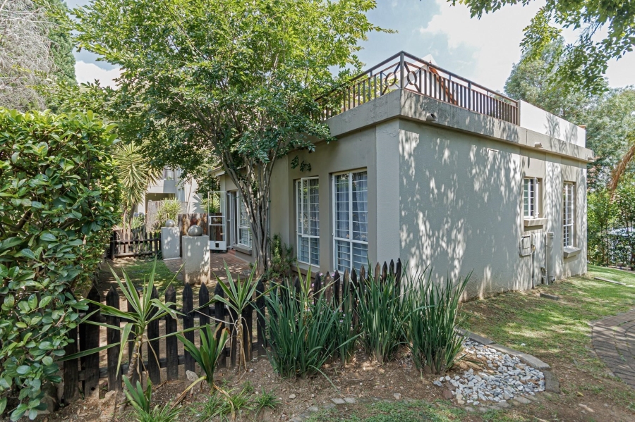 2 Bedroom Property for Sale in Douglasdale Gauteng
