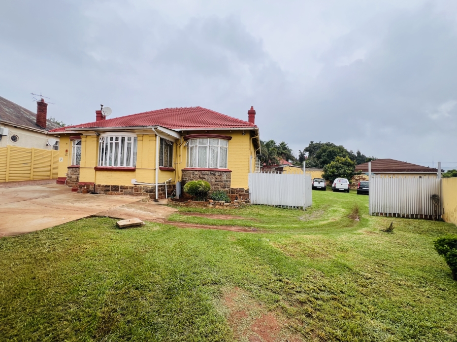 6 Bedroom Property for Sale in Kensington Gauteng