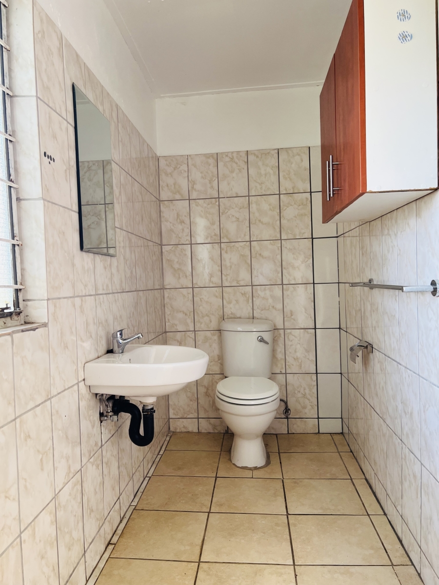 6 Bedroom Property for Sale in Kensington Gauteng