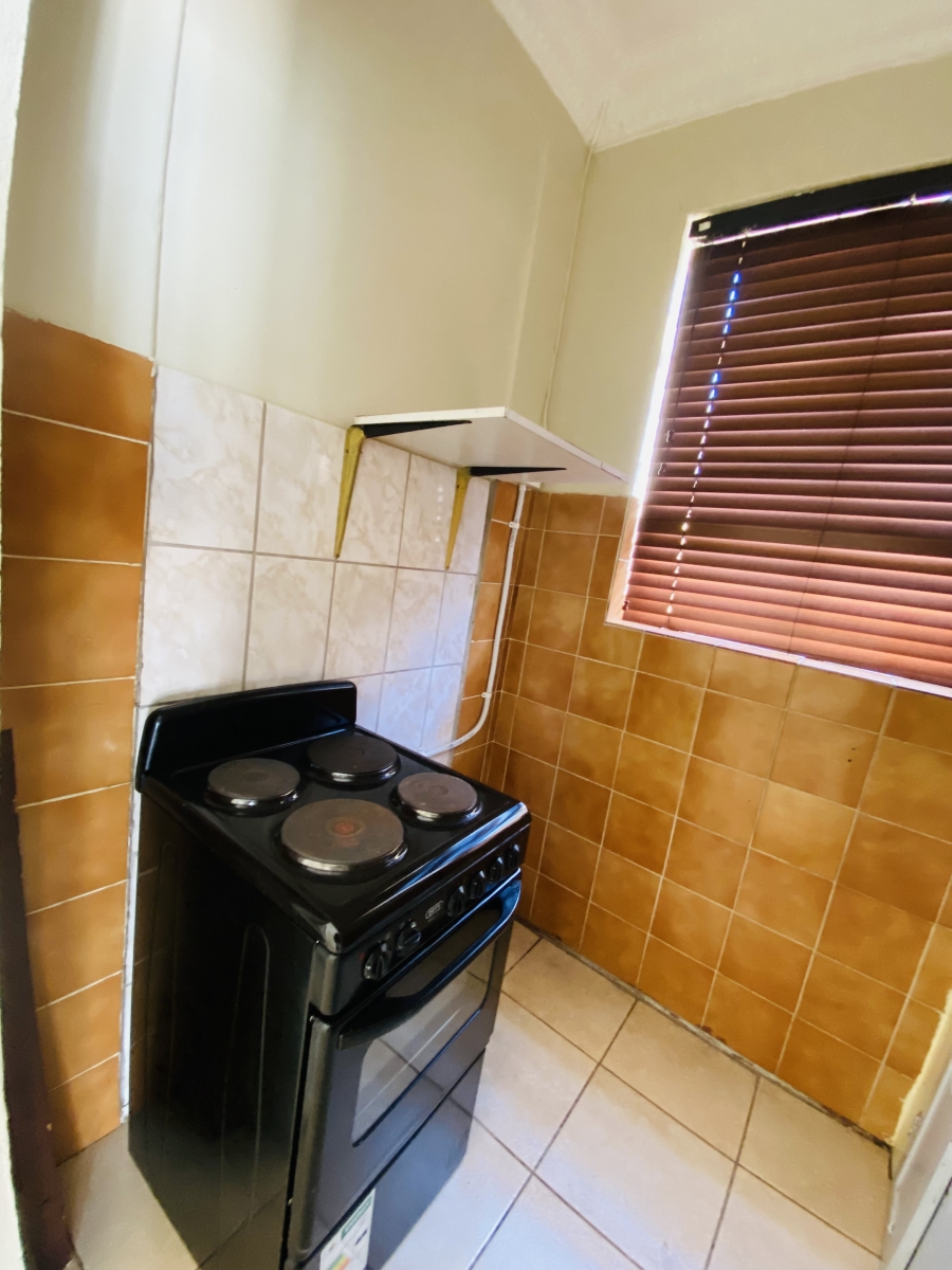 6 Bedroom Property for Sale in Kensington Gauteng