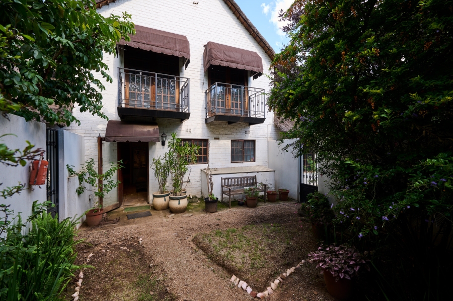 4 Bedroom Property for Sale in Carlswald Gauteng