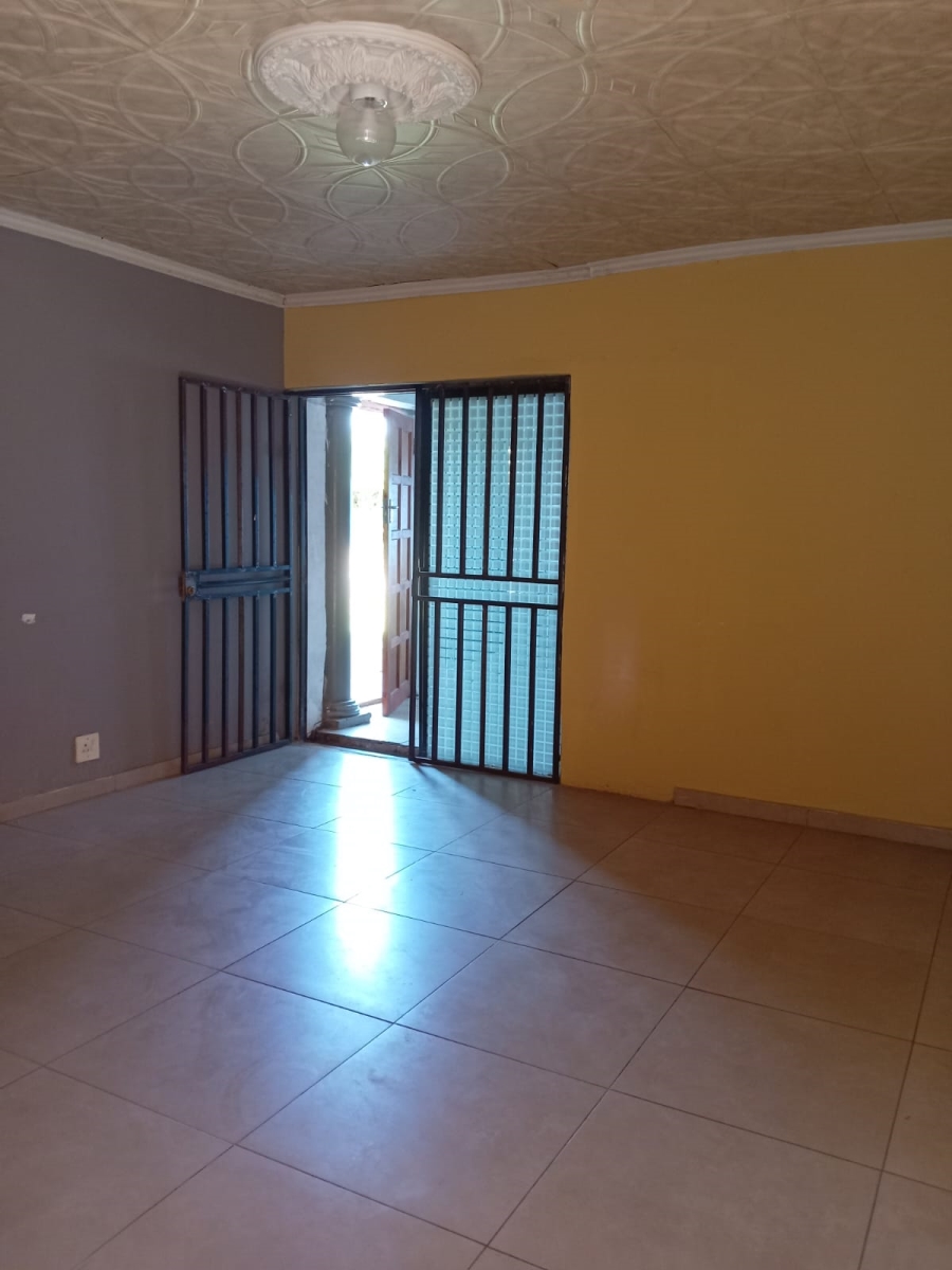 6 Bedroom Property for Sale in Kempton Park West Gauteng