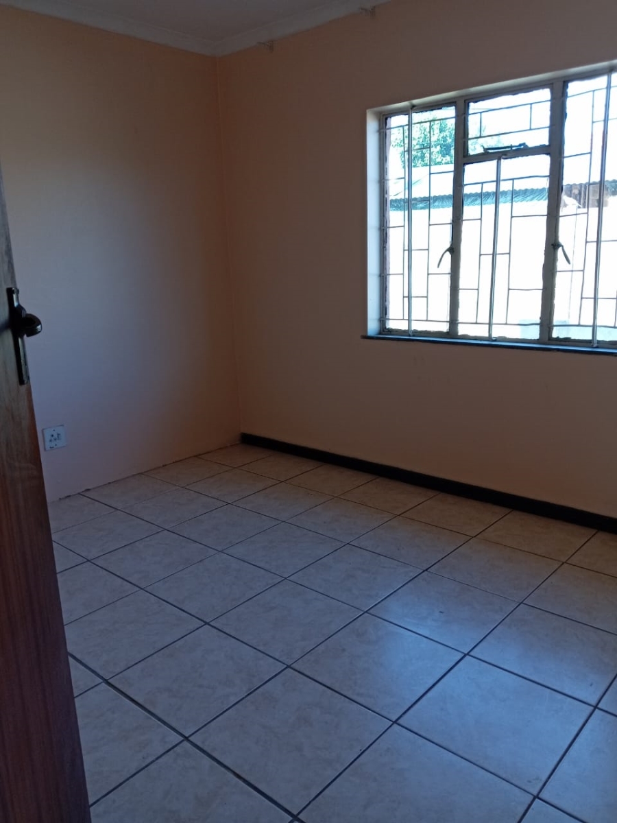 6 Bedroom Property for Sale in Kempton Park West Gauteng