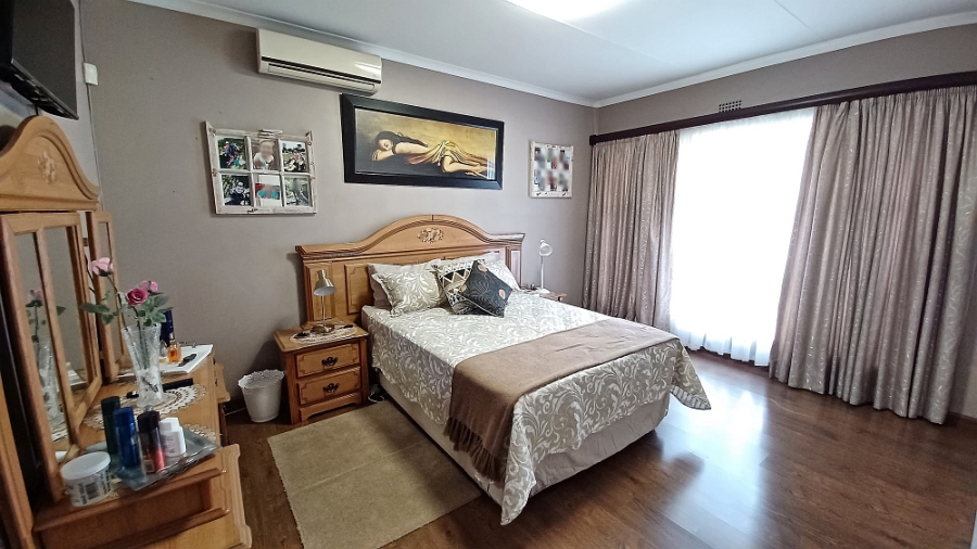 3 Bedroom Property for Sale in Vanderbijlpark SE 2 Gauteng