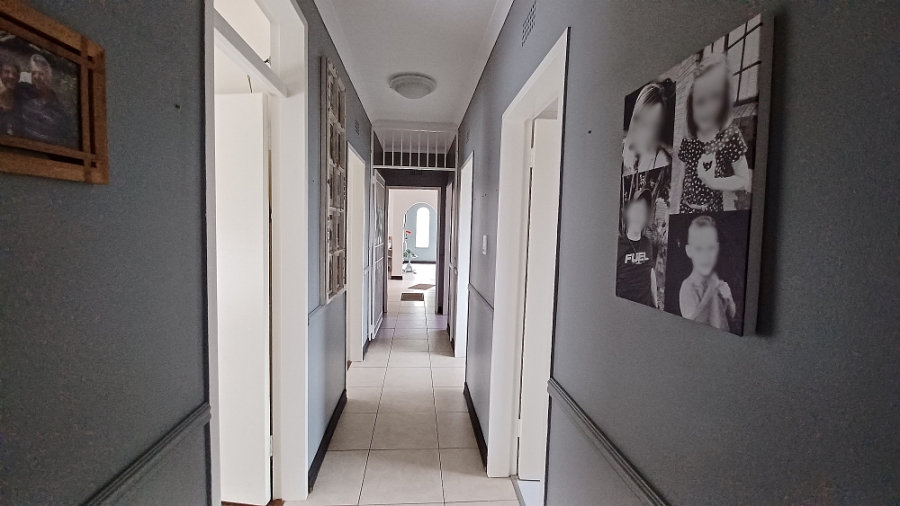 3 Bedroom Property for Sale in Vanderbijlpark SE 2 Gauteng