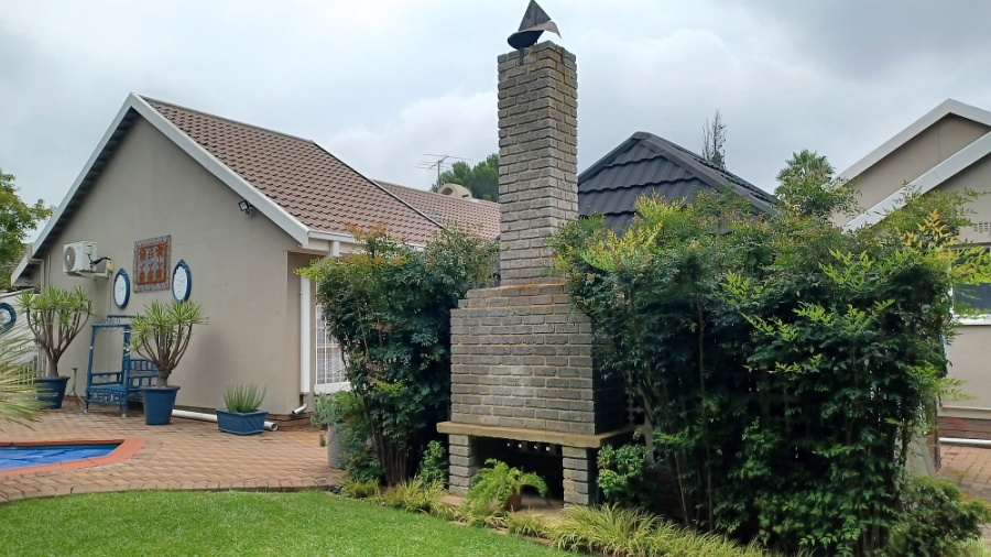 3 Bedroom Property for Sale in Vanderbijlpark SE 2 Gauteng