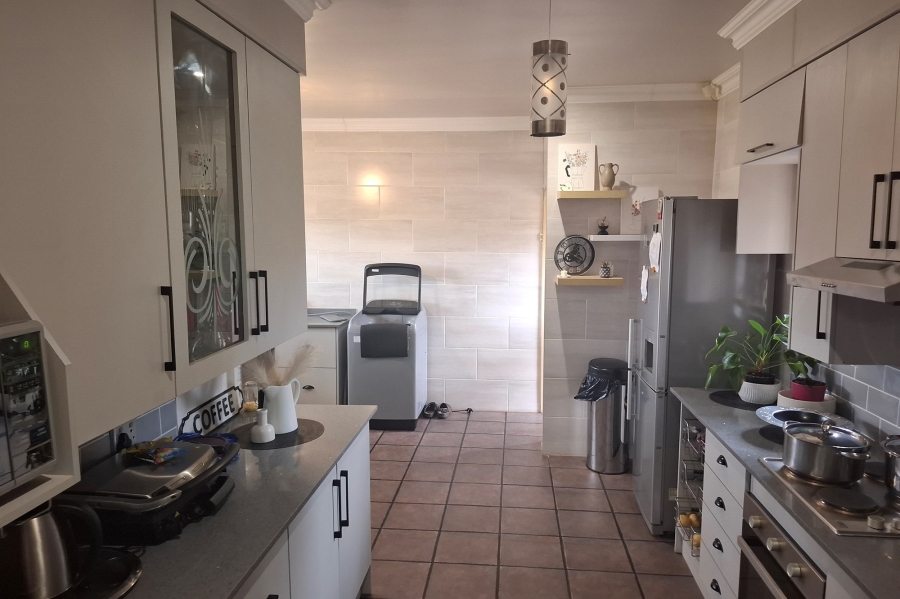 3 Bedroom Property for Sale in Vanderbijlpark SE 6 Gauteng