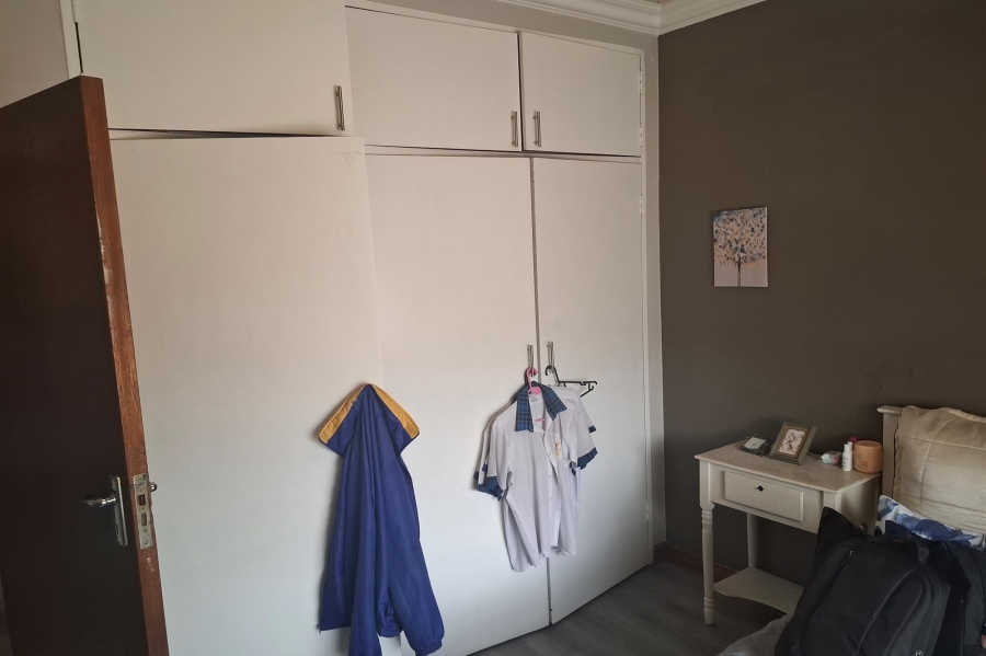 3 Bedroom Property for Sale in Vanderbijlpark SE 6 Gauteng