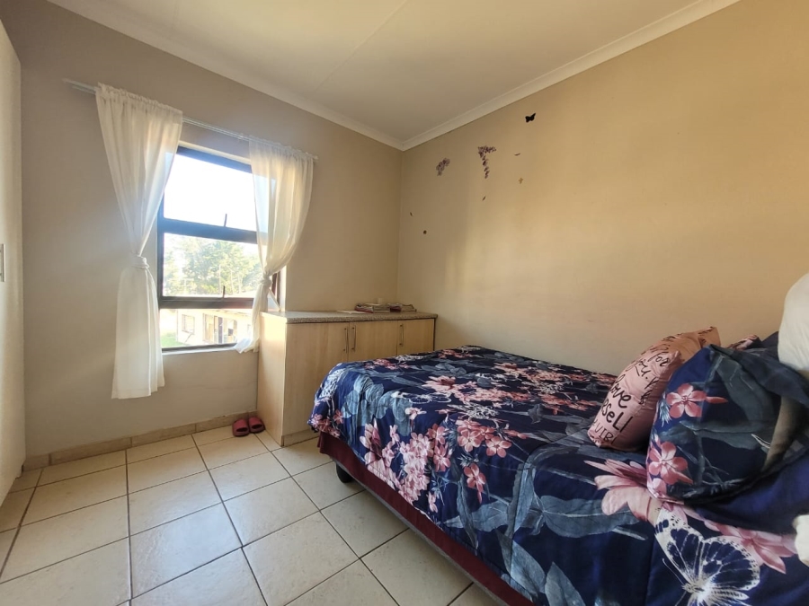 2 Bedroom Property for Sale in Groblerpark Gauteng