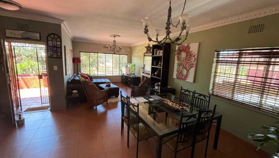 3 Bedroom Property for Sale in Linmeyer Gauteng