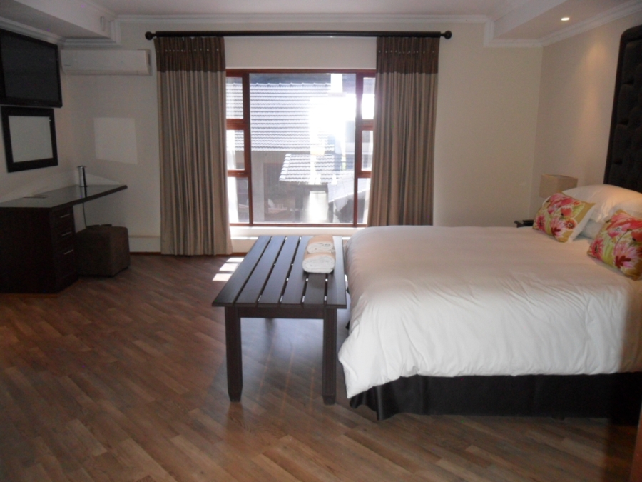 9 Bedroom Property for Sale in Waterkloof Ridge Gauteng