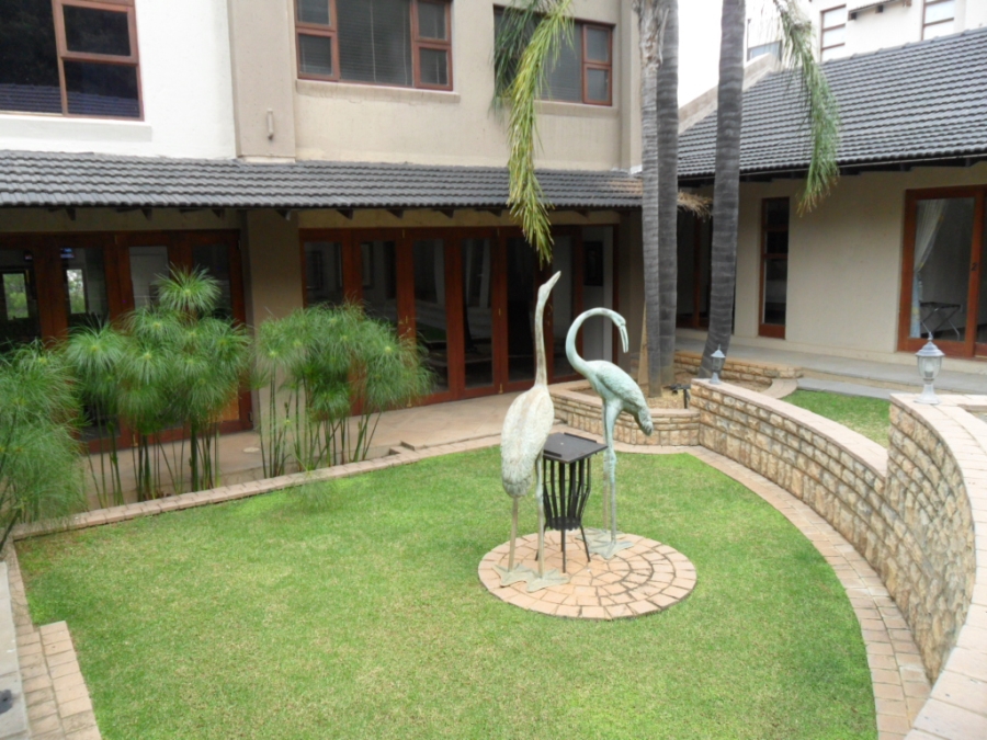 9 Bedroom Property for Sale in Waterkloof Ridge Gauteng
