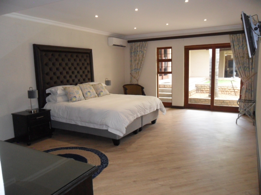 9 Bedroom Property for Sale in Waterkloof Ridge Gauteng