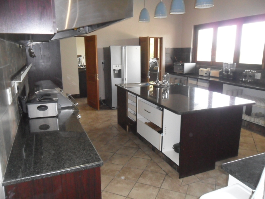 9 Bedroom Property for Sale in Waterkloof Ridge Gauteng