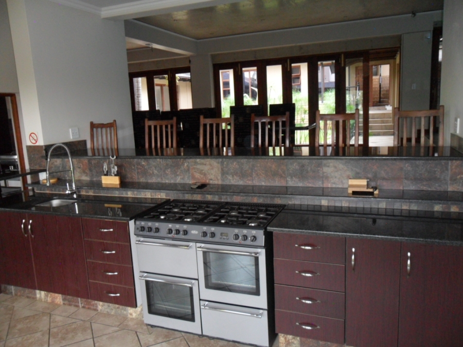 9 Bedroom Property for Sale in Waterkloof Ridge Gauteng