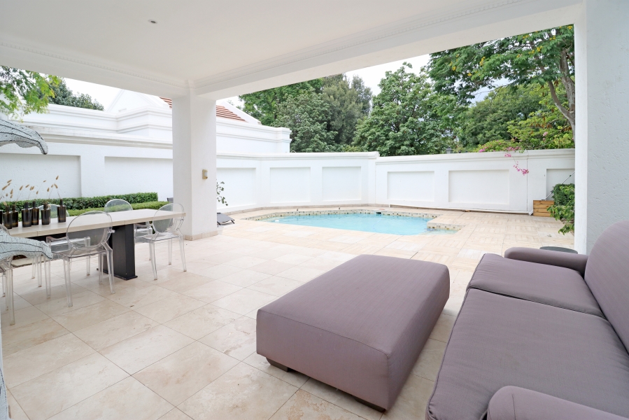 4 Bedroom Property for Sale in Atholl Gauteng
