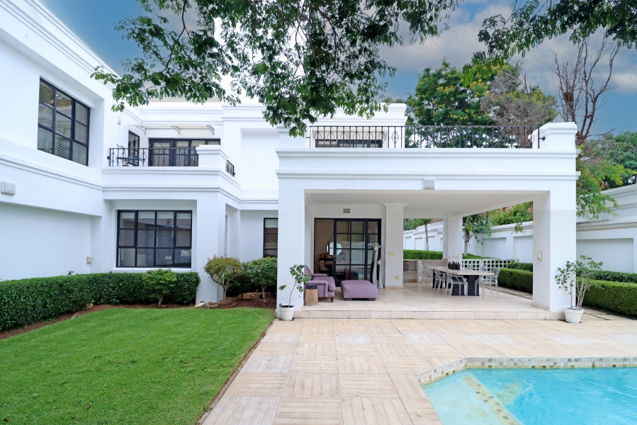 4 Bedroom Property for Sale in Atholl Gauteng