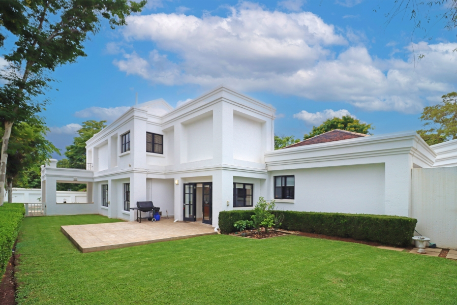 4 Bedroom Property for Sale in Atholl Gauteng