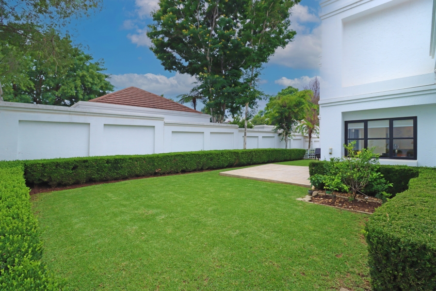 4 Bedroom Property for Sale in Atholl Gauteng