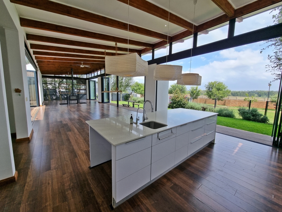 4 Bedroom Property for Sale in Midstream Ridge Gauteng