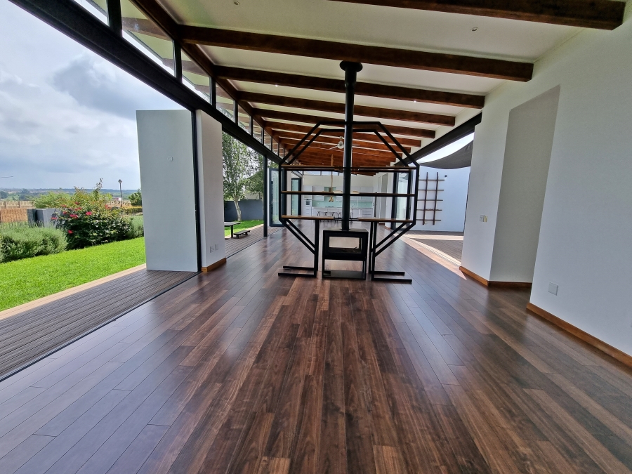 4 Bedroom Property for Sale in Midstream Ridge Gauteng