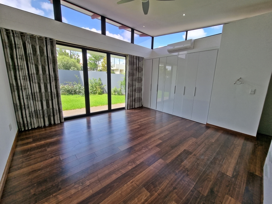 4 Bedroom Property for Sale in Midstream Ridge Gauteng