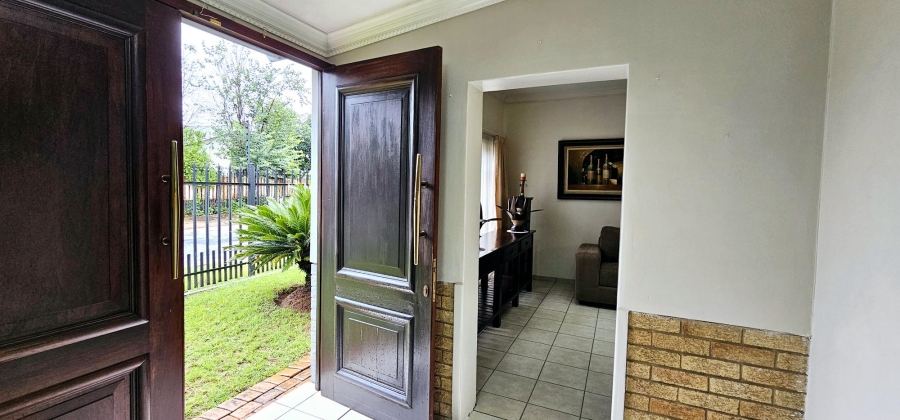 4 Bedroom Property for Sale in Kloofsig Gauteng