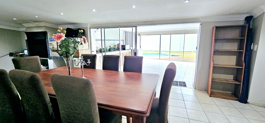 4 Bedroom Property for Sale in Kloofsig Gauteng