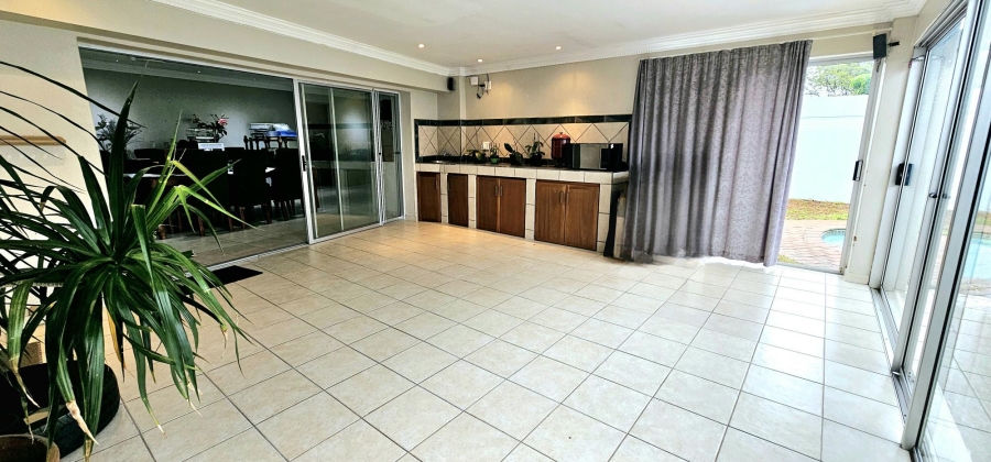 4 Bedroom Property for Sale in Kloofsig Gauteng