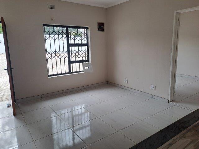 To Let 1 Bedroom Property for Rent in Eastleigh Gauteng