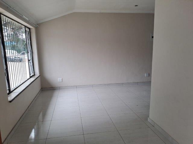 To Let 1 Bedroom Property for Rent in Eastleigh Gauteng