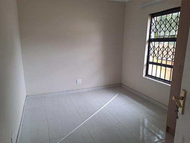 To Let 1 Bedroom Property for Rent in Eastleigh Gauteng