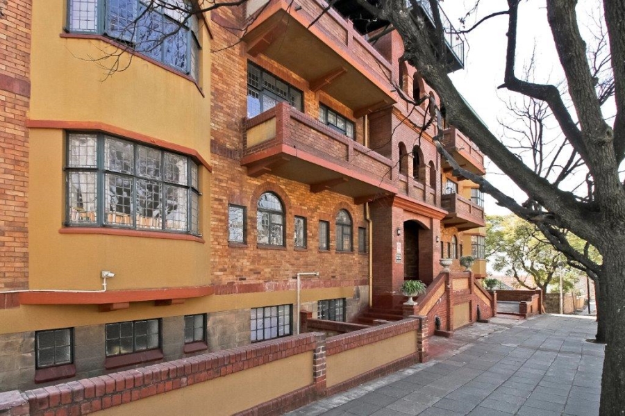 To Let 1 Bedroom Property for Rent in Kensington Gauteng