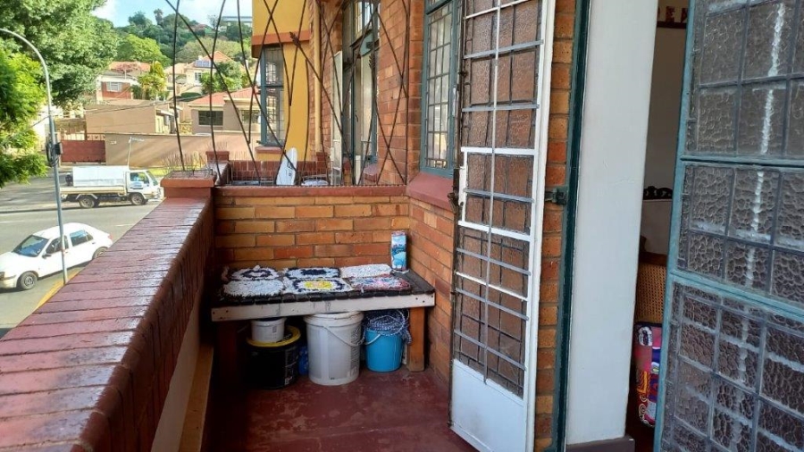 To Let 1 Bedroom Property for Rent in Kensington Gauteng