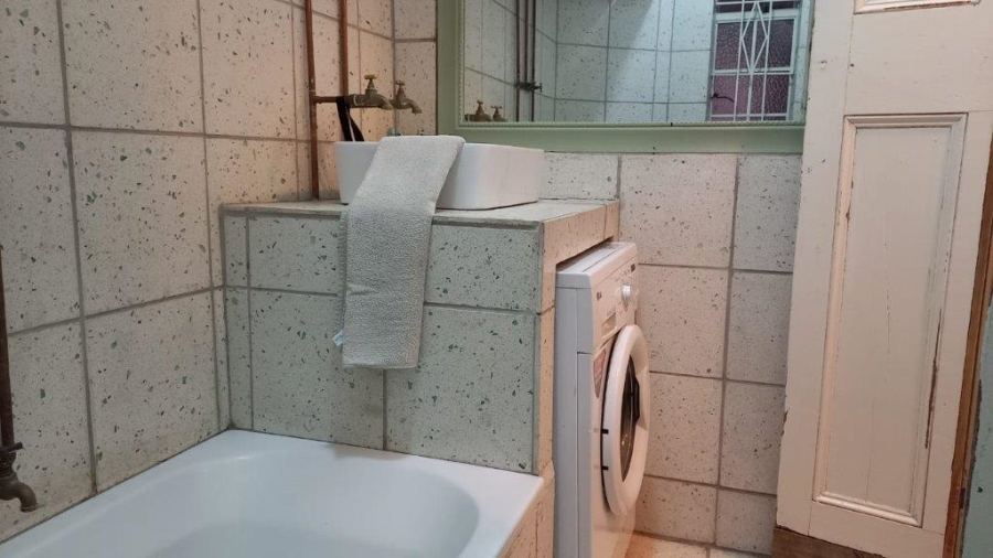 To Let 1 Bedroom Property for Rent in Kensington Gauteng