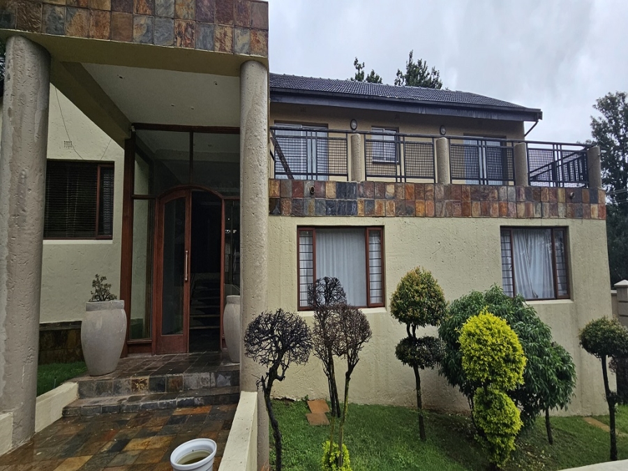 4 Bedroom Property for Sale in Mondeor Gauteng