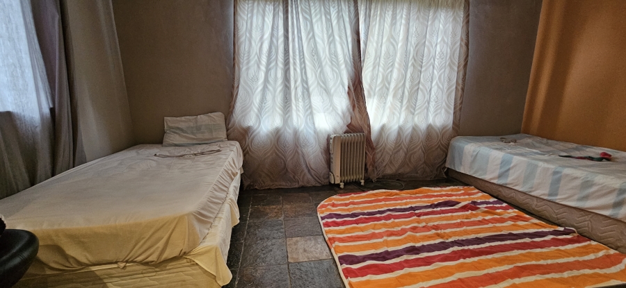 4 Bedroom Property for Sale in Mondeor Gauteng