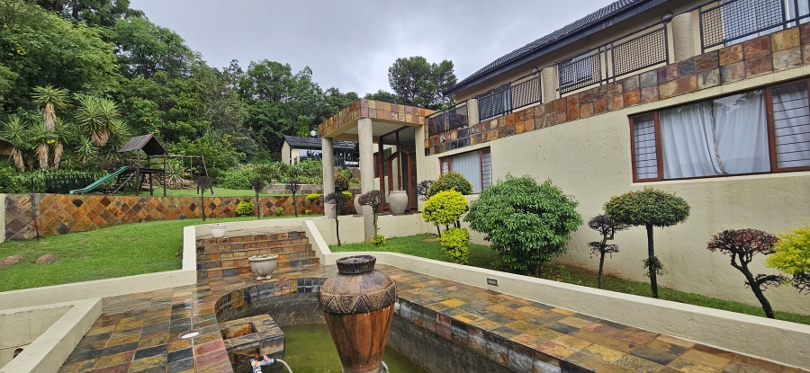 4 Bedroom Property for Sale in Mondeor Gauteng